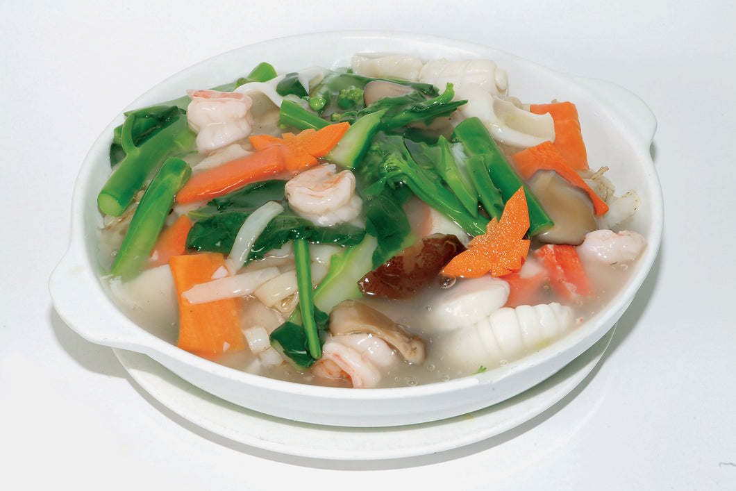 E10. Seafood Chow Mein