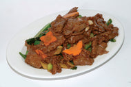 P16. Stir Fried Beef / Chicken with Vegetables